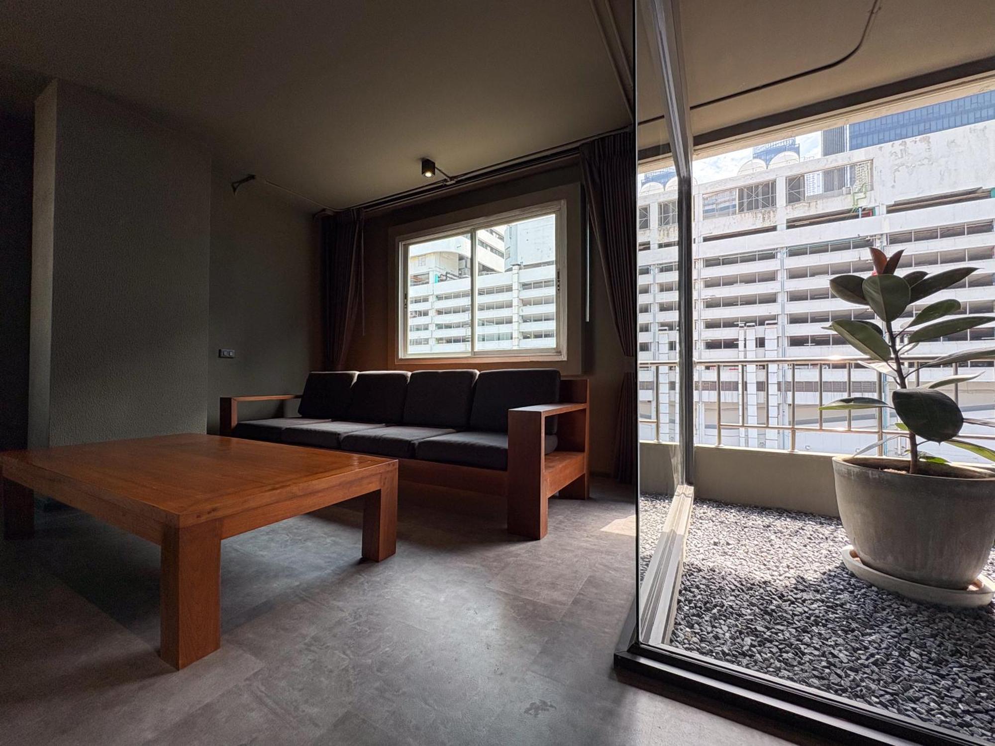 Centric Place Hotel Bangkok Bagian luar foto