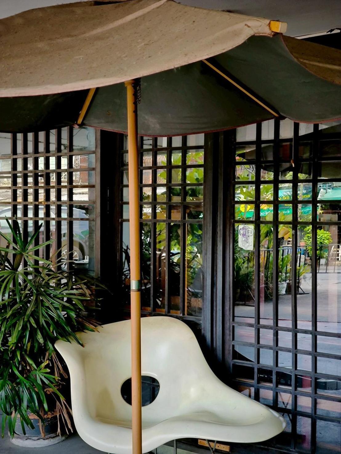 Centric Place Hotel Bangkok Bagian luar foto