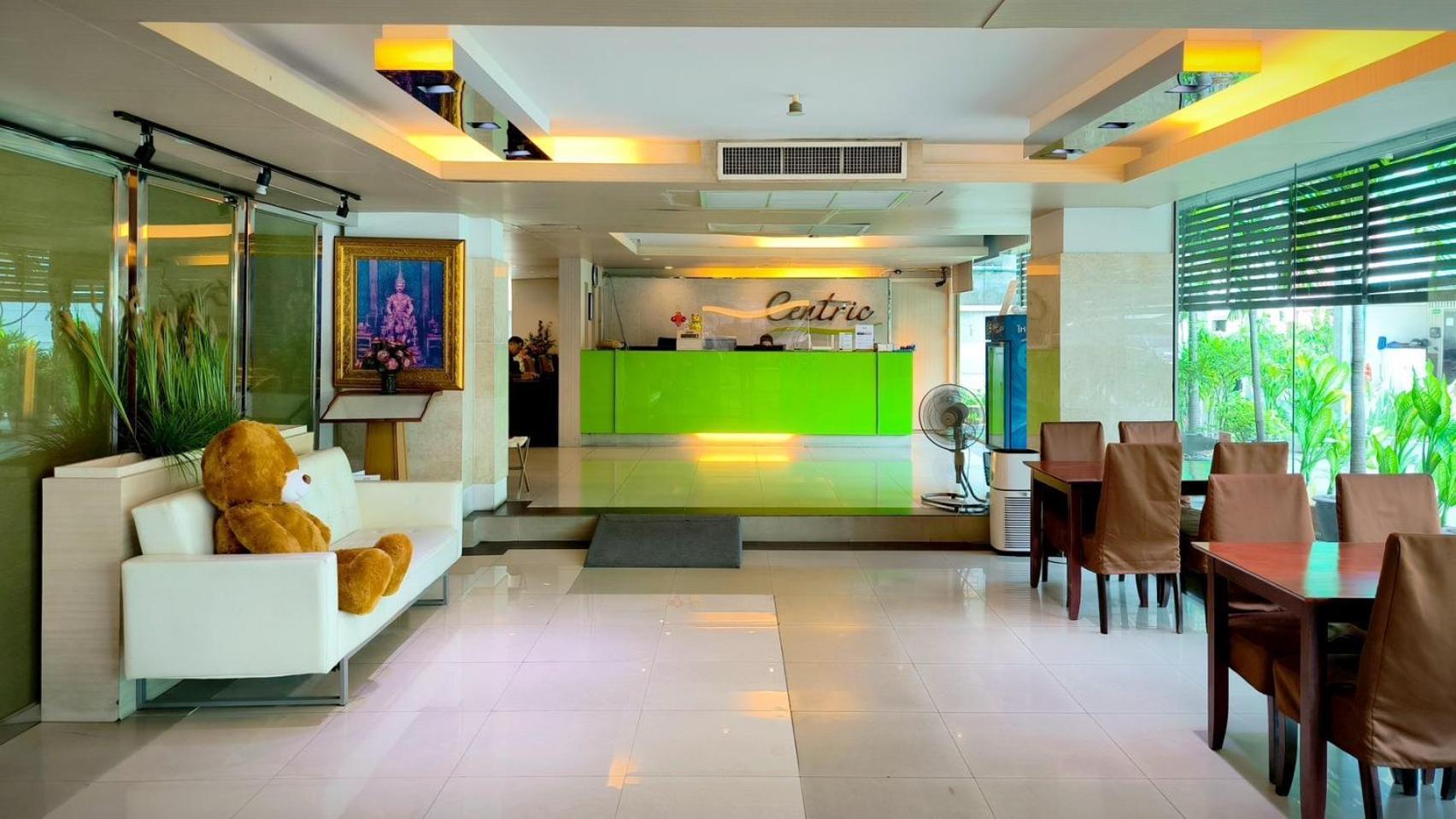 Centric Place Hotel Bangkok Bagian luar foto